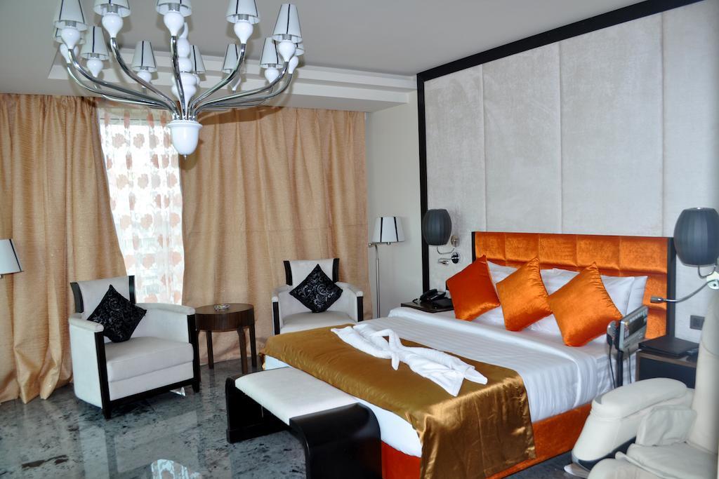 The Panache Hotell Patna  Exteriör bild