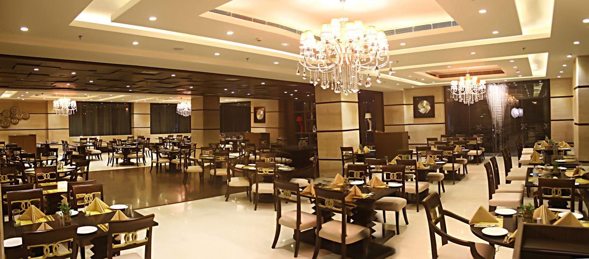 The Panache Hotell Patna  Exteriör bild