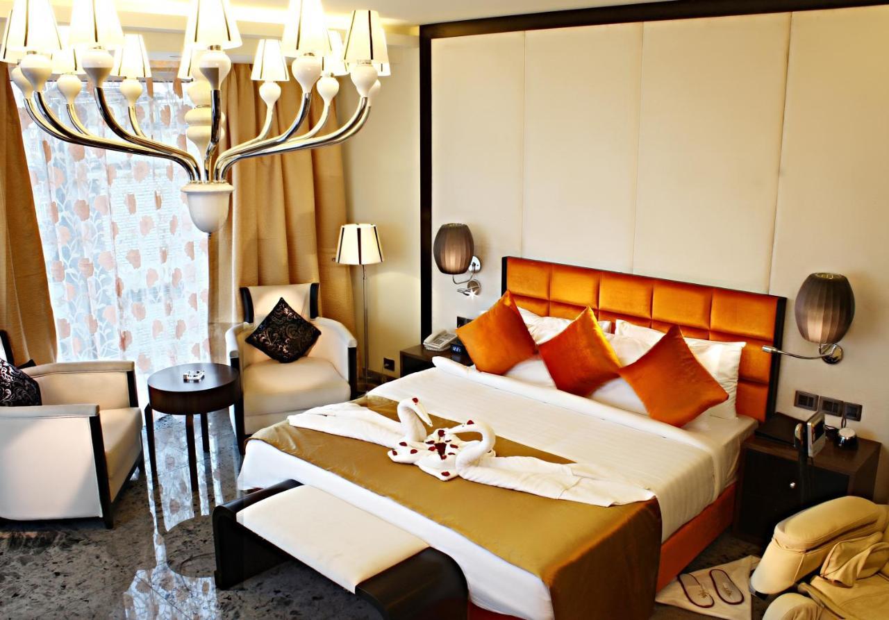 The Panache Hotell Patna  Exteriör bild