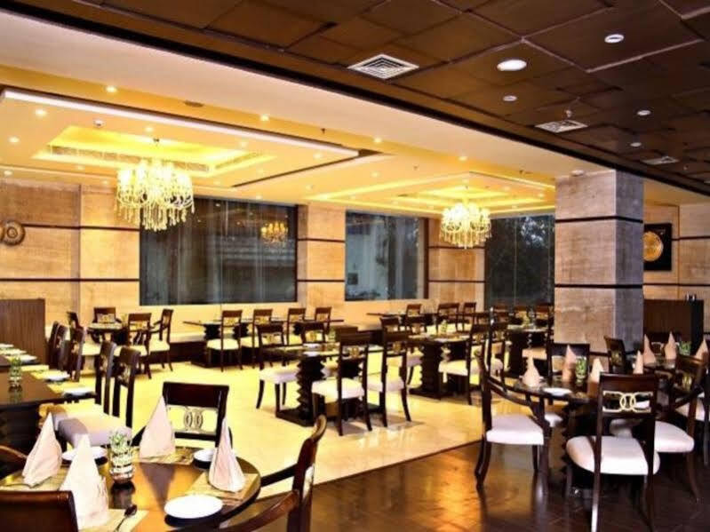 The Panache Hotell Patna  Exteriör bild